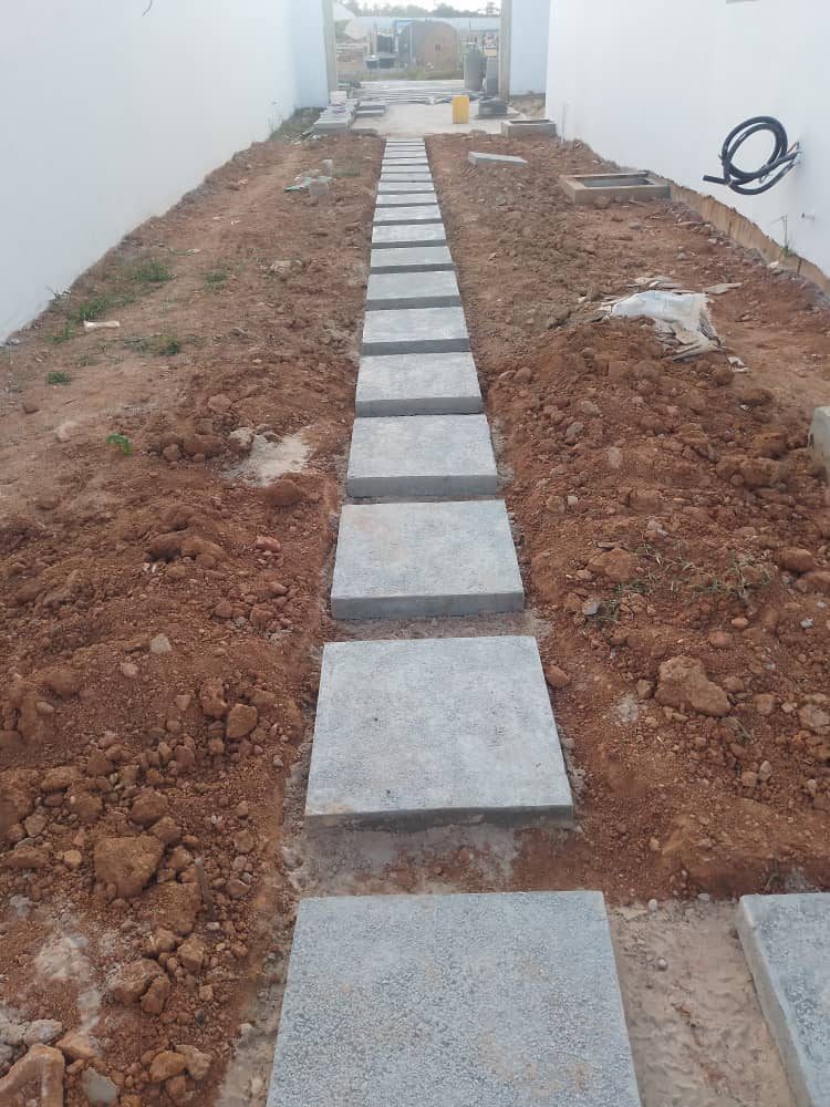 Confection et pose des pavés · POSTE DE TIASSALÉ
